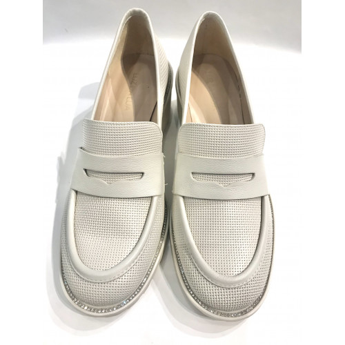 Luz da Lua Loafer Salto Panna